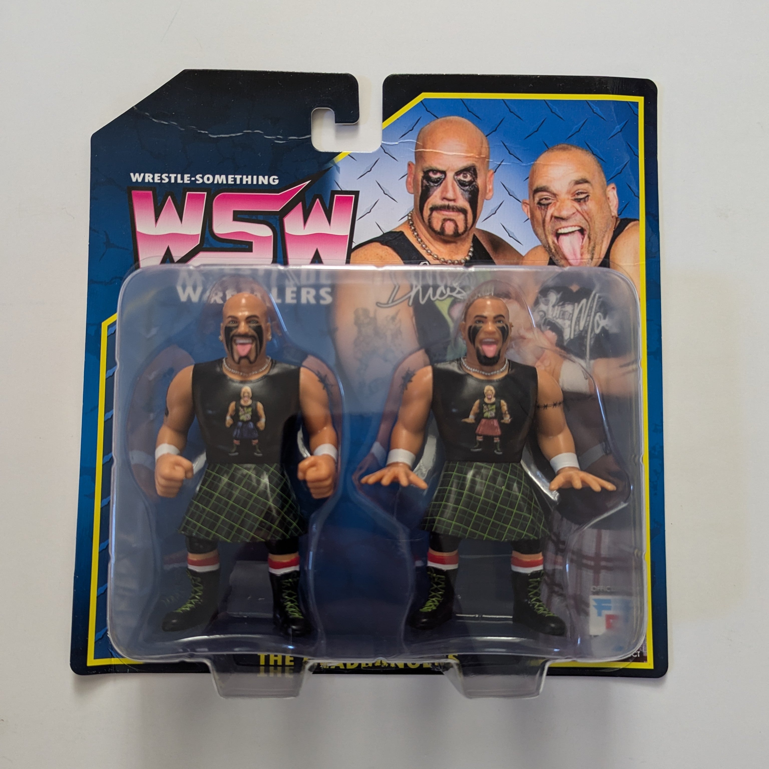 JAKKS社版　WWEプロレスフィギュア ハート一家　ブルーブレイザー 好評 JAKKS社版 ブルーブレイザー ハート一家 WWEプロレス