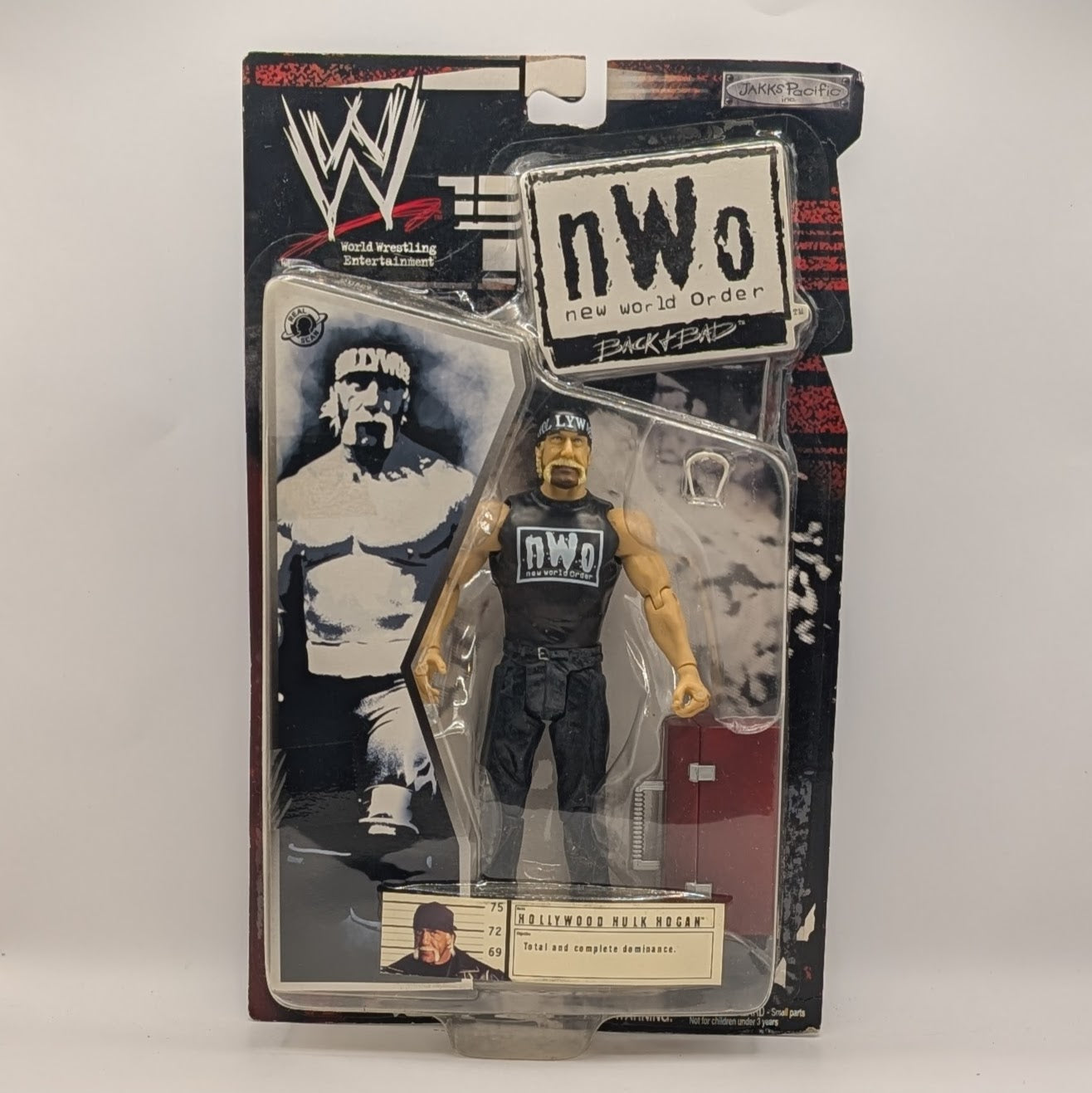 R-3 N.W.O. Back + Bad 'Hollywood' Hulk Hogan