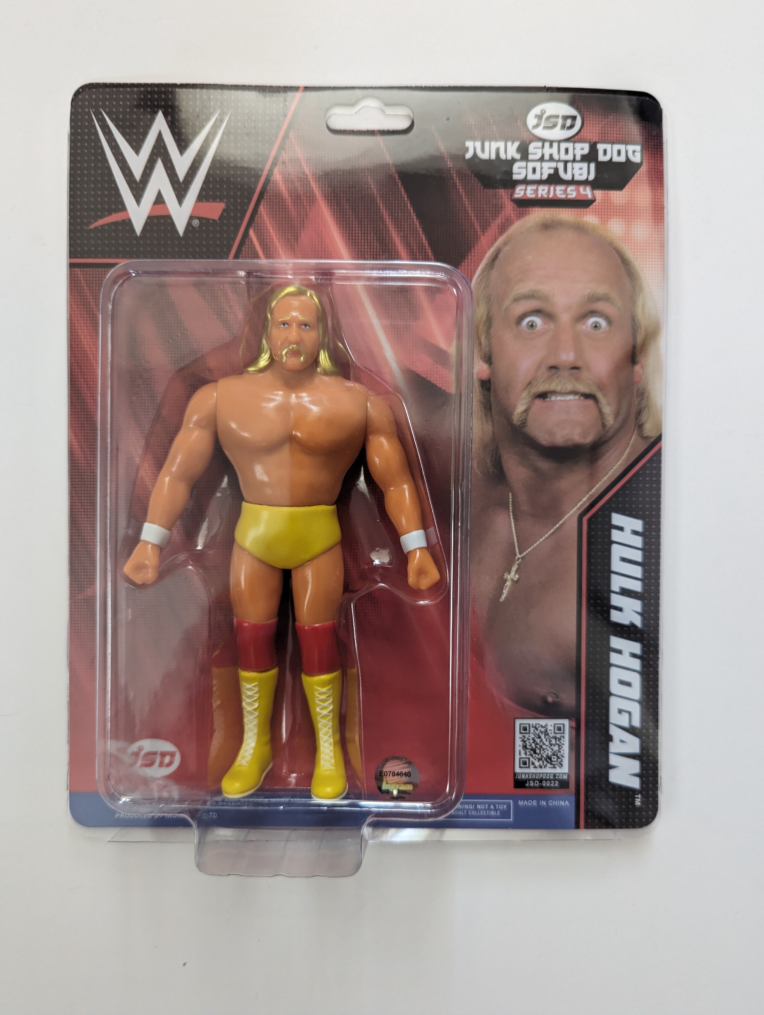 Junk Shop Dog Sofubi & WWE Pro Wrestling Series 4 Hulk Hogan – J+J