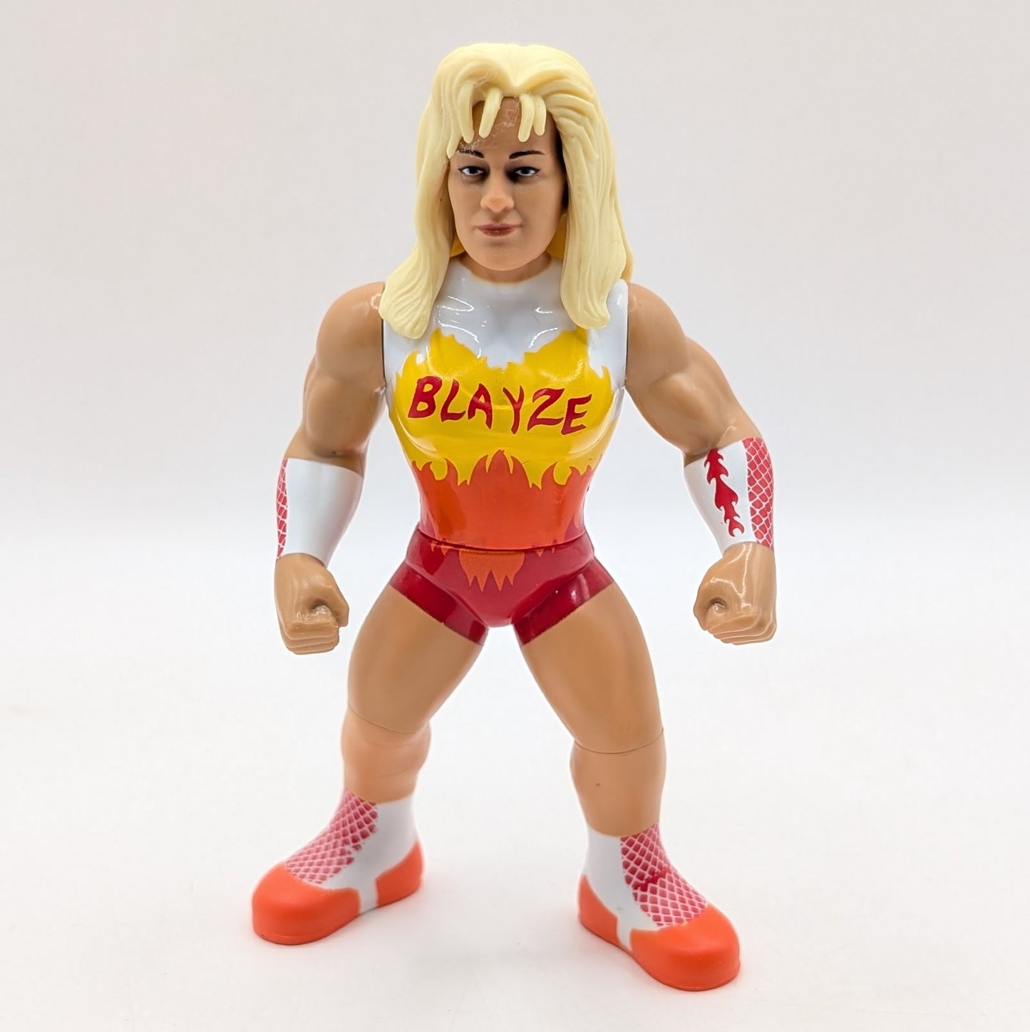 Retro 16 Alundra Blayze