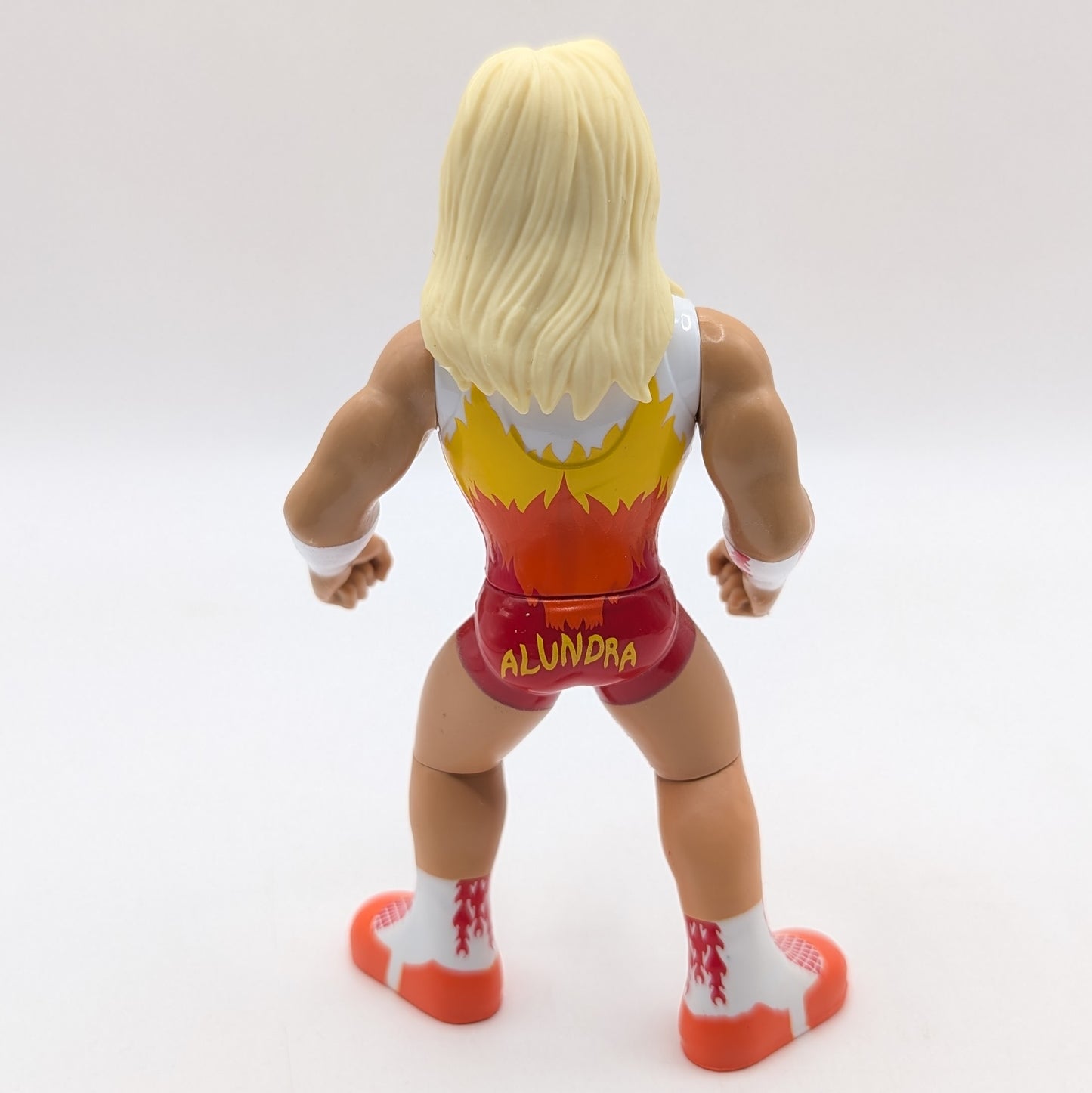 Retro 16 Alundra Blayze