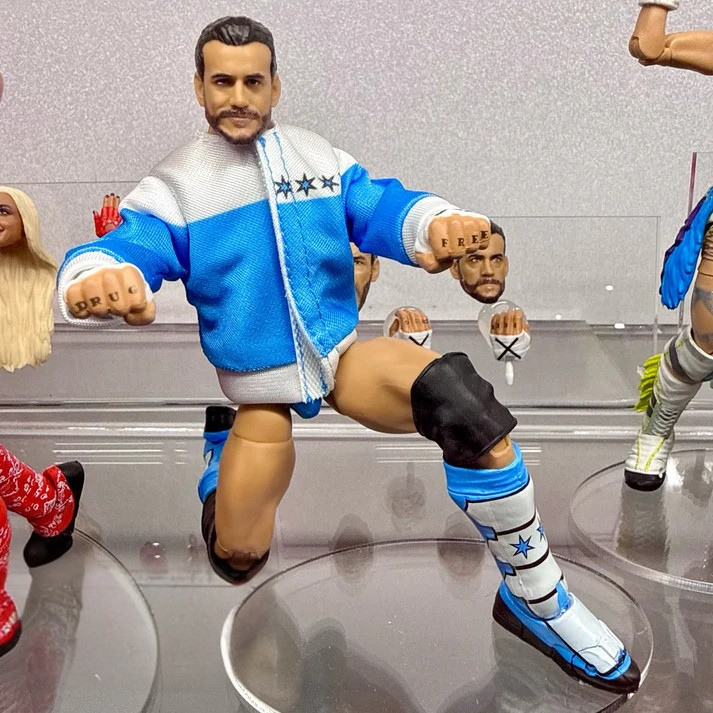 ***PRE-ORDER*** Ultimate Edition 33 CM Punk